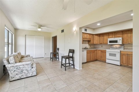 Condominio en venta en Clearwater, Florida, 2 dormitorios, 130.06 m2 № 1717770 - foto 19