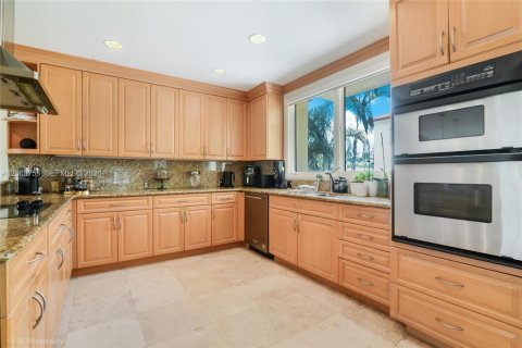 Touwnhouse à louer à North Miami Beach, Floride: 3 chambres, 214.6 m2 № 2275115 - photo 7