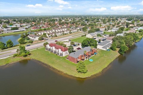 Купить таунхаус в Киссимми, Флорида 3 комнаты, 111.48м2, № 1759999 - фото 27