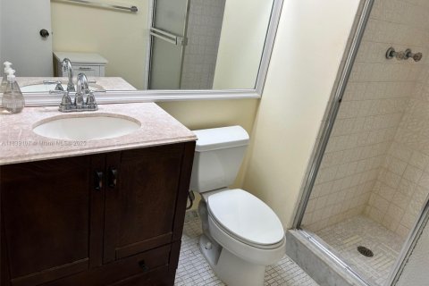 Condominio en venta en Pembroke Pines, Florida, 2 dormitorios, 108.7 m2 № 1825756 - foto 27