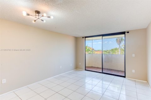 Купить кондоминиум в Плантация, Флорида 1 спальня, 70.61м2, № 2013040 - фото 6