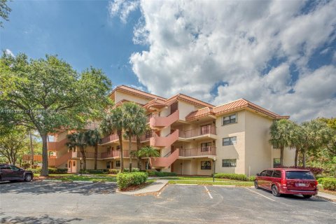 Купить кондоминиум в Плантация, Флорида 1 спальня, 70.61м2, № 2013040 - фото 2