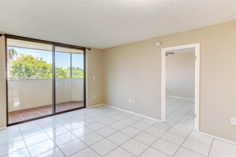 Купить кондоминиум в Плантация, Флорида 1 спальня, 70.61м2, № 2013040 - фото 7