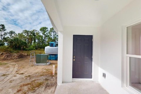 Commercial property in Punta Gorda, Florida 16 bedrooms, 804.91 sq.m. № 2095924 - photo 9