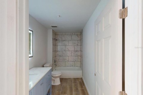 Commercial property in Punta Gorda, Florida 16 bedrooms, 804.91 sq.m. № 2095924 - photo 29