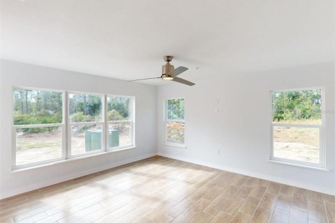 Commercial property in Punta Gorda, Florida 16 bedrooms, 804.91 sq.m. № 2095924 - photo 13