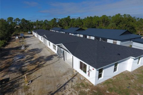 Commercial property in Punta Gorda, Florida 16 bedrooms, 804.91 sq.m. № 2095924 - photo 3