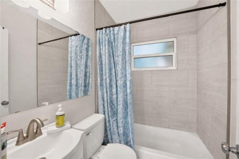 Casa en venta en Gainesville, Florida, 4 dormitorios, 151.15 m2 № 2384365 - foto 26