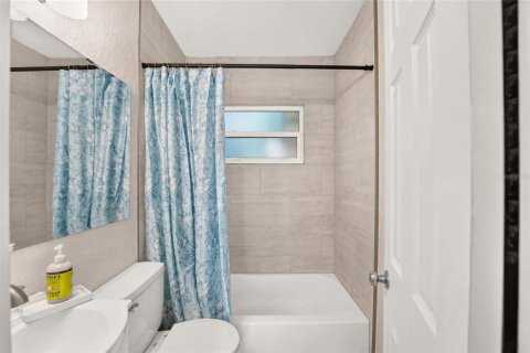 Casa en venta en Gainesville, Florida, 4 dormitorios, 151.15 m2 № 2384365 - foto 25