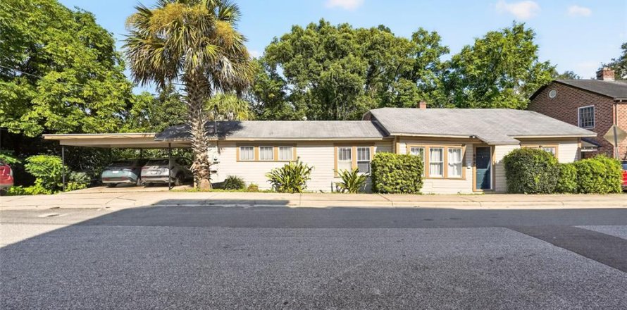 Casa en Gainesville, Florida 4 dormitorios, 151.15 m2 № 2384365