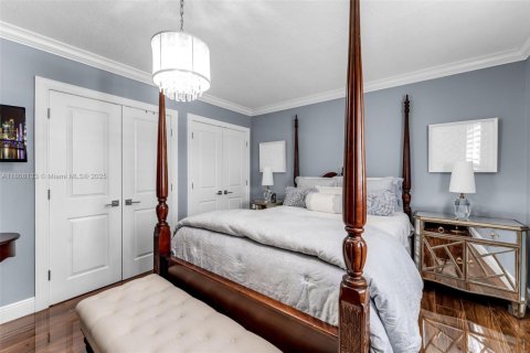 Casa en venta en Miami, Florida, 4 dormitorios, 242.01 m2 № 1745876 - foto 22
