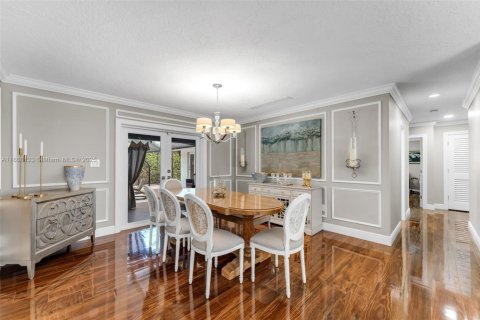 Casa en venta en Miami, Florida, 4 dormitorios, 242.01 m2 № 1745876 - foto 7