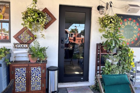 House in Miami Gardens, Florida 3 bedrooms, 98.66 sq.m. № 2067851 - photo 5