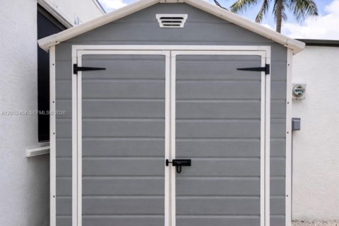 House in Miami Gardens, Florida 3 bedrooms, 98.66 sq.m. № 2067851 - photo 26