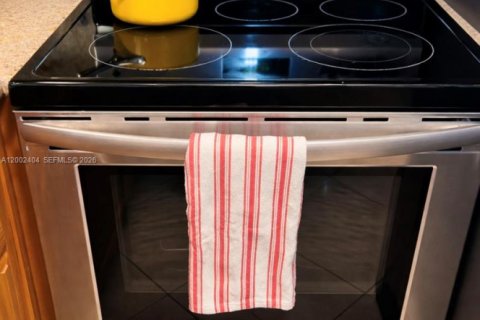 House in Miami Gardens, Florida 3 bedrooms, 98.66 sq.m. № 2067851 - photo 11