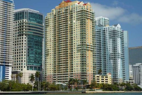Condo in Miami, Florida, 2 bedrooms  № 2053074