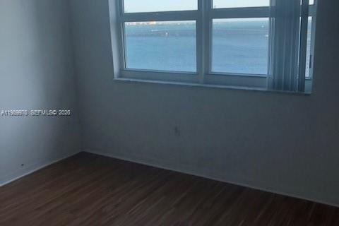 Condo in Miami, Florida, 2 bedrooms  № 2053074 - photo 7