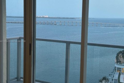 Condo in Miami, Florida, 2 bedrooms  № 2053074 - photo 12