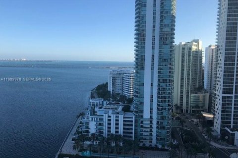 Condo in Miami, Florida, 2 bedrooms  № 2053074 - photo 2