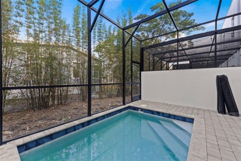 Touwnhouse à vendre à Davenport, Floride: 5 chambres, 155.24 m2 № 2412643 - photo 6