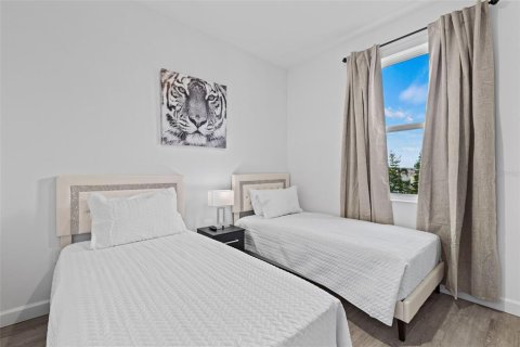 Touwnhouse à vendre à Davenport, Floride: 5 chambres, 155.24 m2 № 2412643 - photo 8