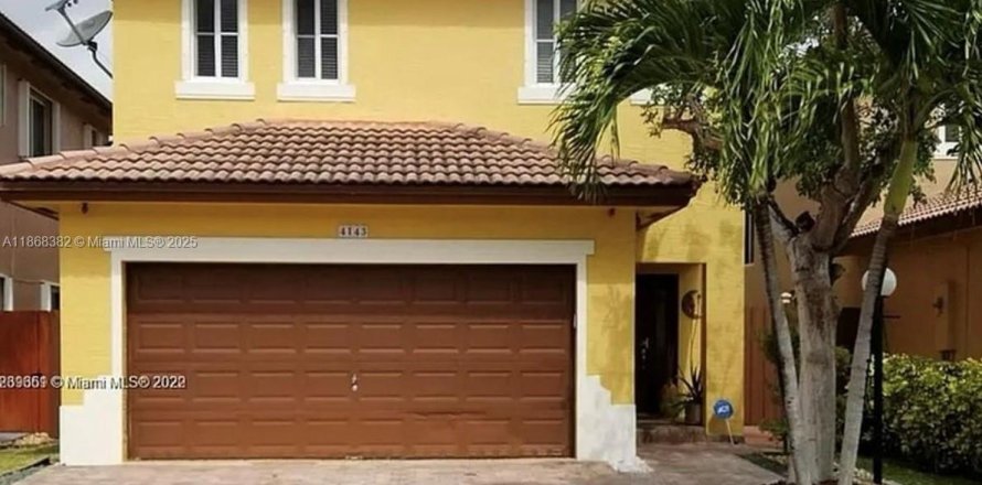 Villa ou maison à Homestead, Floride 4 chambres, 168.52 m2 № 1982533