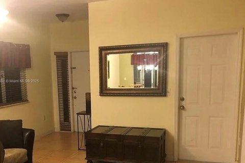 Villa ou maison à louer à Homestead, Floride: 4 chambres, 168.52 m2 № 1982533 - photo 7