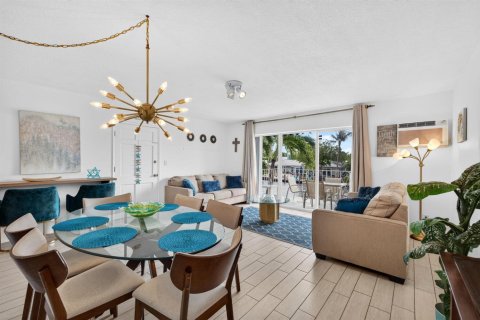 Condo in Fort Lauderdale, Florida, 2 bedrooms  № 2404301