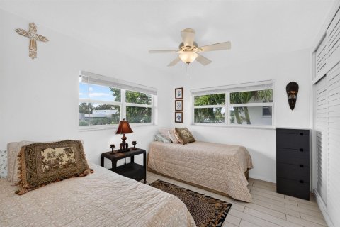 Condo in Fort Lauderdale, Florida, 2 bedrooms  № 2404301 - photo 24