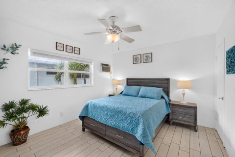 Condo in Fort Lauderdale, Florida, 2 bedrooms  № 2404301 - photo 20