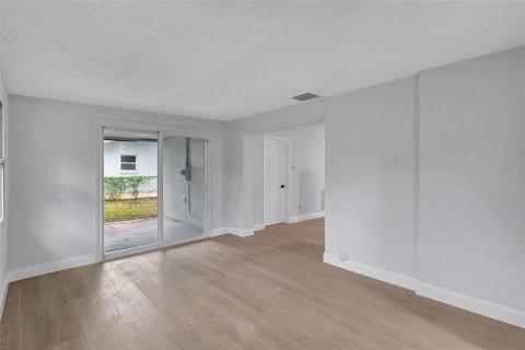 Casa en venta en Dunedin, Florida, 3 dormitorios, 145.3 m2 № 1835106 - foto 18