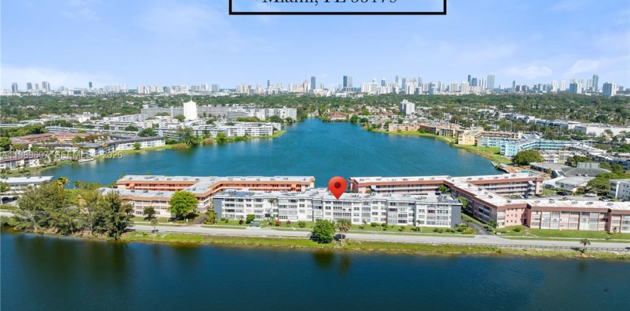 Condo à Miami, Floride, 2 chambres  № 2062203