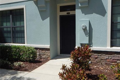 Adosado en alquiler en Fish Hawk, Florida, 3 dormitorios, 148.09 m2 № 1873220 - foto 3