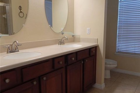 Adosado en alquiler en Fish Hawk, Florida, 3 dormitorios, 148.09 m2 № 1873220 - foto 18