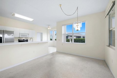 Copropriété à vendre à Sarasota, Floride: 2 chambres, 129.13 m2 № 2377962 - photo 17