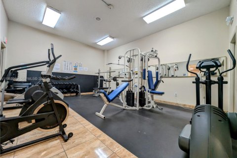 Copropriété à vendre à Lauderdale Lakes, Floride: 2 chambres, 85.47 m2 № 2050096 - photo 30