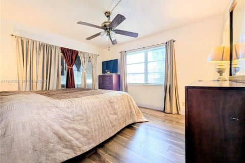 Copropriété à vendre à Lauderdale Lakes, Floride: 2 chambres, 85.47 m2 № 2050096 - photo 15