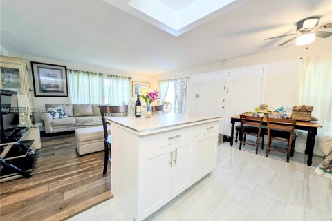 Copropriété à vendre à Lauderdale Lakes, Floride: 2 chambres, 85.47 m2 № 2050096 - photo 7