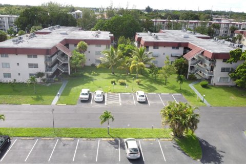 Copropriété à vendre à Lauderdale Lakes, Floride: 2 chambres, 85.47 m2 № 2050096 - photo 21