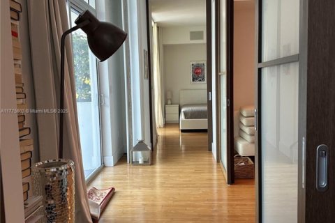 Condominio en alquiler en Miami Beach, Florida, 2 dormitorios, 134.71 m2 № 1711794 - foto 21