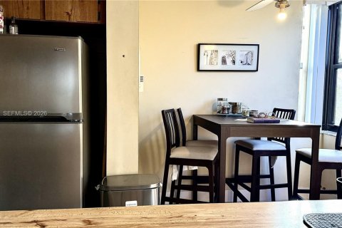 Condo in Plantation, Florida, 2 bedrooms  № 2018025 - photo 5