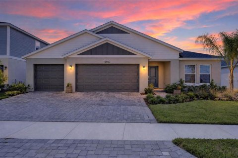 Villa ou maison à Wesley Chapel, Floride 5 chambres, 228.26 m2 № 2421875