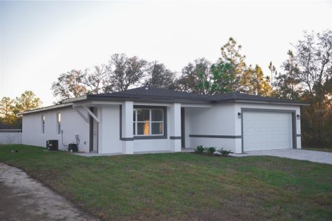 House in Citrus Springs, Florida 3 bedrooms, 18.58 sq.m. № 1810175 - photo 4