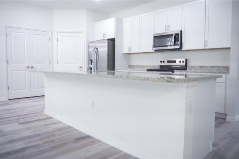House in Citrus Springs, Florida 3 bedrooms, 18.58 sq.m. № 1810175 - photo 14