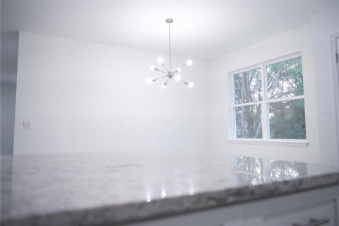 House in Citrus Springs, Florida 3 bedrooms, 18.58 sq.m. № 1810175 - photo 10