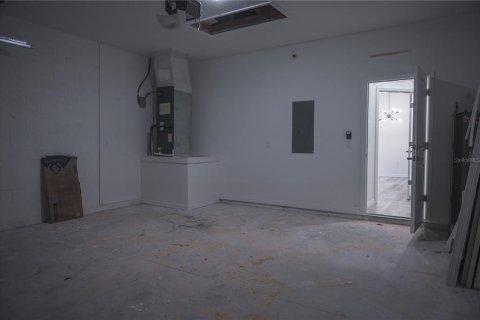 House in Citrus Springs, Florida 3 bedrooms, 18.58 sq.m. № 1810175 - photo 5
