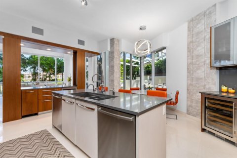 Купить кондоминиум в Бока-Ратон, Флорида 6 комнат, 437.76м2, № 2158542 - фото 16