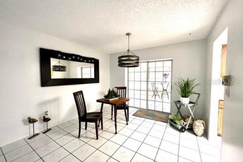 Casa en alquiler en Sarasota, Florida, 3 dormitorios, 134.8 m2 № 1816155 - foto 3