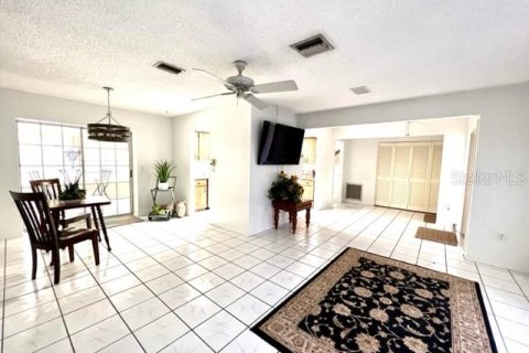 Casa en alquiler en Sarasota, Florida, 3 dormitorios, 134.8 m2 № 1816155 - foto 5