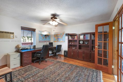 Купить виллу или дом в Бискейн-Парк, Флорида 3 спальни, 183.67м2, № 1996522 - фото 5